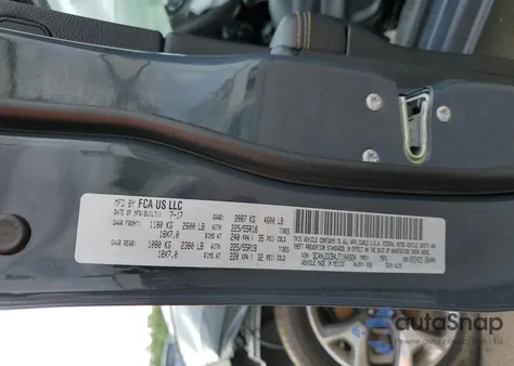 2018 Jeep Compass Limited z USA, uszkodzony, nr VIN 3C4NJDCB4JT104924